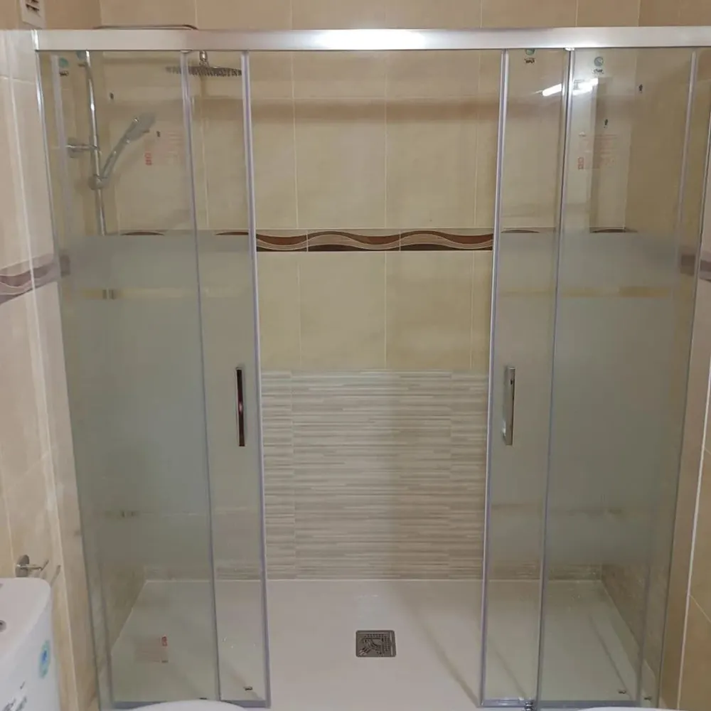 Bañera cambiada por pie de ducha en Alcorcón